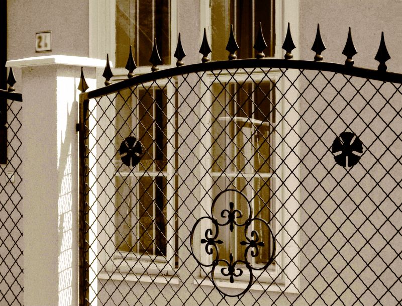 Black Iron Fence Installation detail